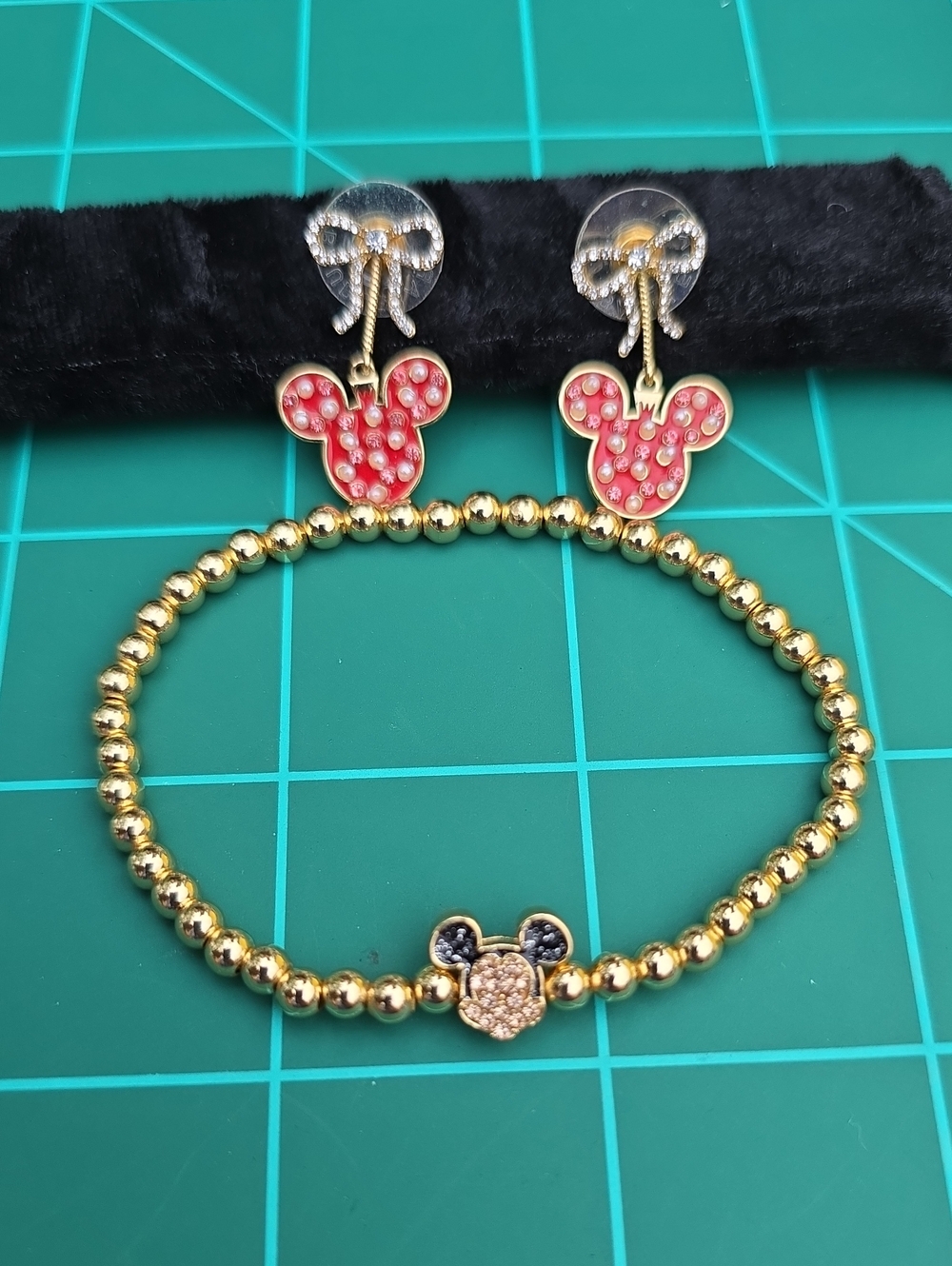 Disney Baublebar Mickey Minnie  Bracelet and Earrings Set